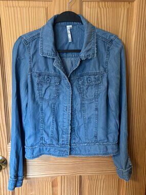 Lulu-B 100% Tencel Cozy Soft Denim Jacket Lighweight Spring/Summer XS